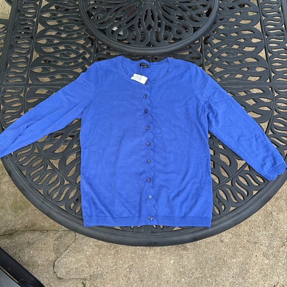 NWT Talbots Charming Scalloped Cardigan Small - Picture 1 of 14